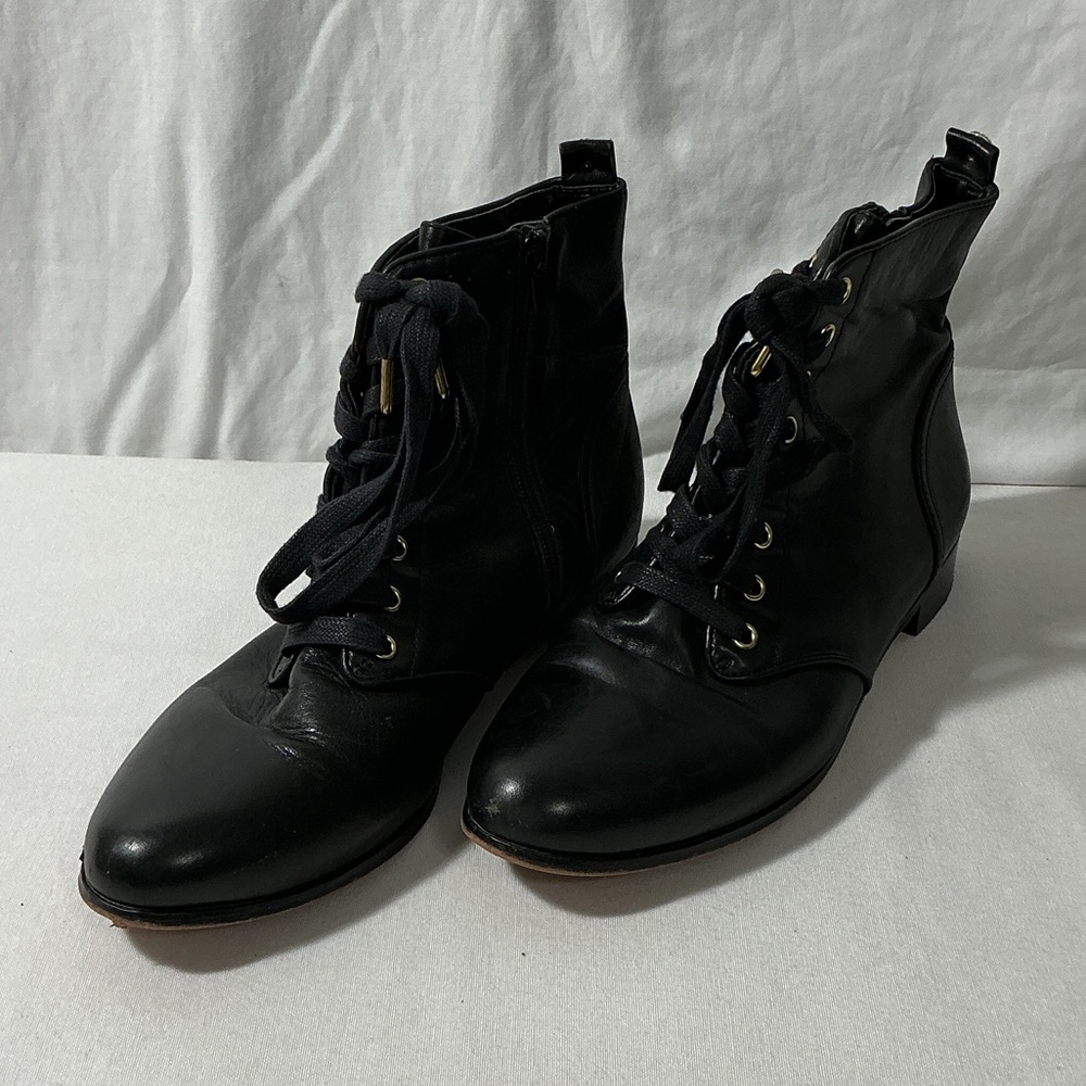 Betsey Johnson Gold Heart Logo Accent